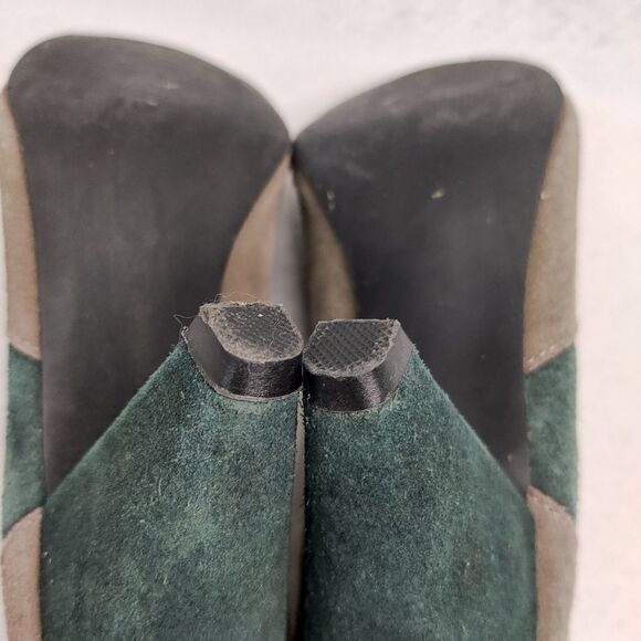 Kimchi blue Suede Heels Sz 7 Gray Green Tassels - Picture 13 of 14